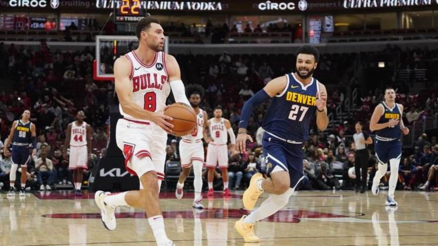 九游会官网 -包含转折点！丹佛掘金外线爆发，NBA常规赛国际比赛日攻防权衡，悬念犹存，训练强度明显提升的词条